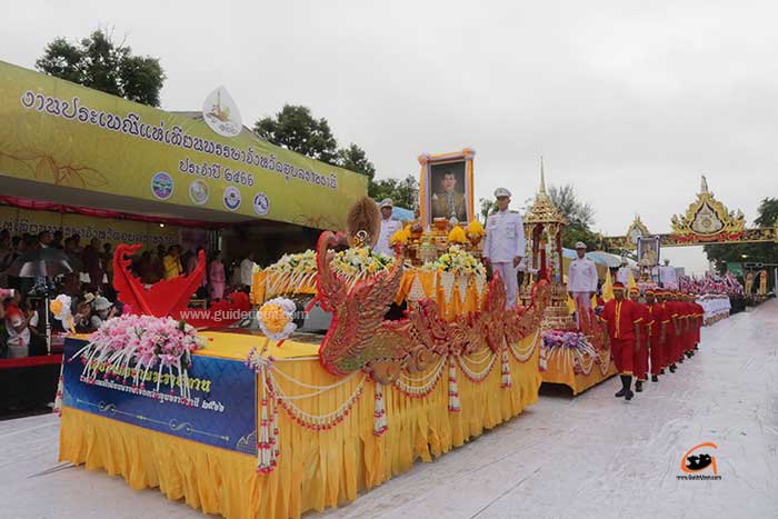 กำหนดการงานเทียน-ปะรำพิธี-03.jpg