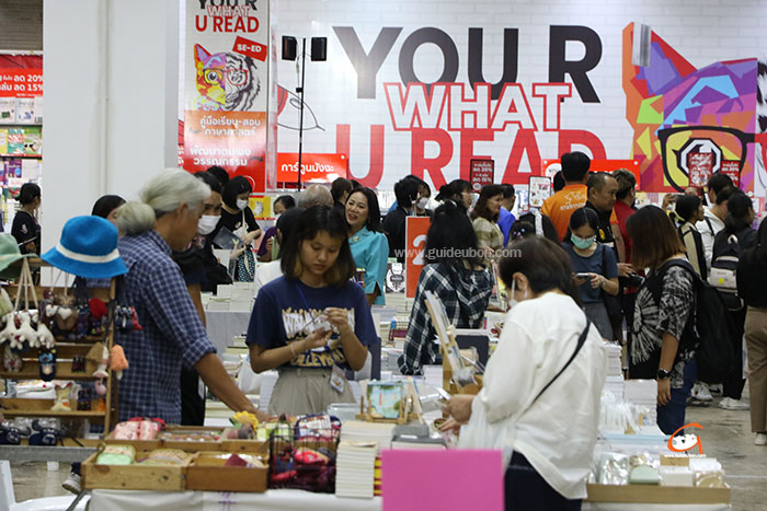 ubon-bookfair13-06.jpg