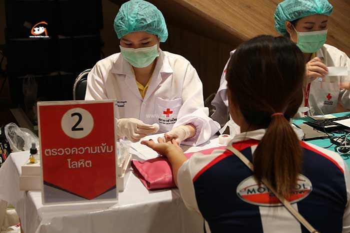 Give-Blood-Give-Love-05.jpg