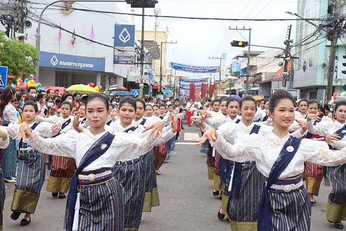 เทียนโบราณ67-เดชอุดม-02.jpg