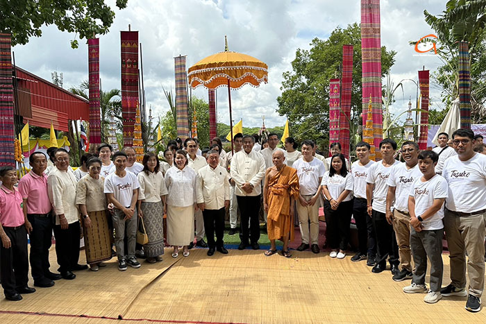 วิหารพระแก้วไพฑูรย์-วัดหลวง-03.jpg