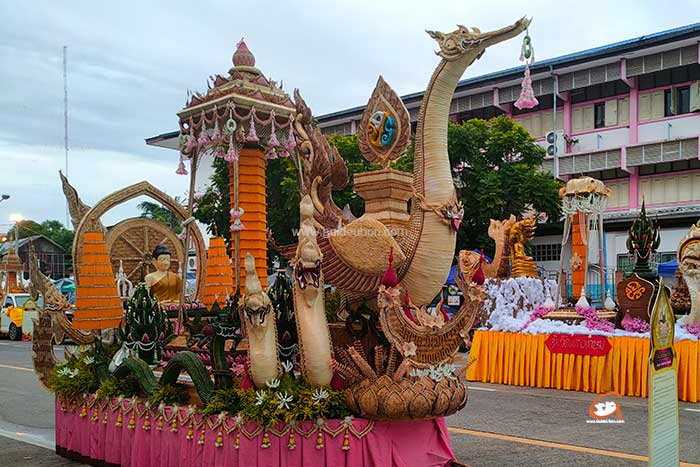 ต้นเทียนอุบล67-วัดเวตวันวิทยาราม.jpg