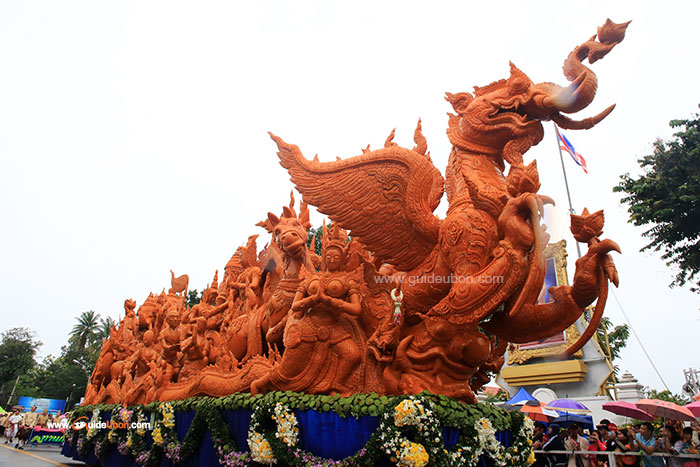ต้นเทียนพรรษา-วัดทุ่งศรีเมือง-02.jpg