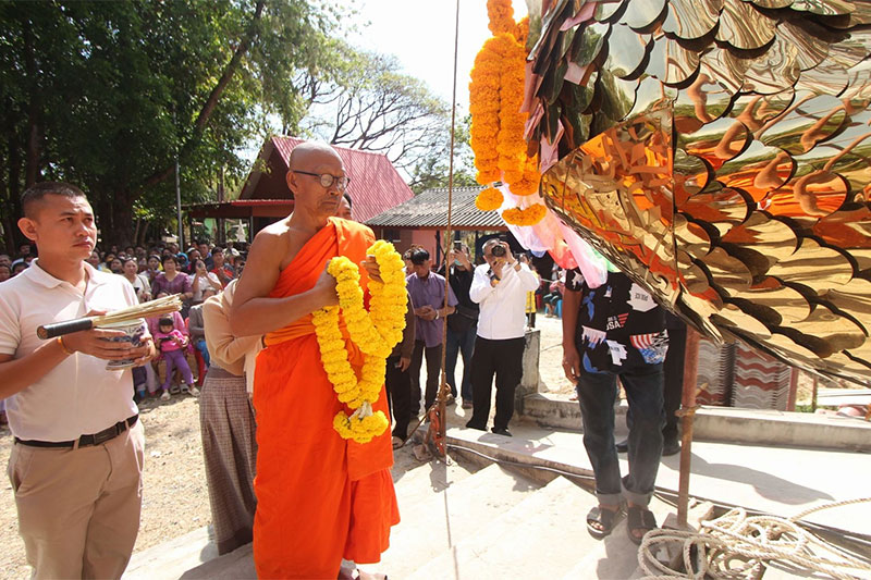 พิธียกช่อฟ้าช่อเอก วัดศรีมงคล ต.ดอนจิก อ.พิบูลฯ อุบลราชธานี
