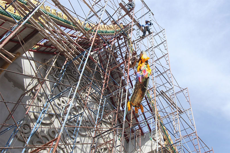 พิธียกช่อฟ้าช่อเอก วัดศรีมงคล ต.ดอนจิก อ.พิบูลฯ อุบลราชธานี