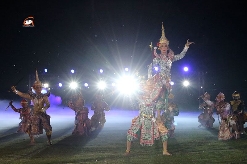 โขนเฉลิมพระเกียรติ ตอน ฤทธิรอนศรทนง รามราชสุริยวงศ์คืนนคร