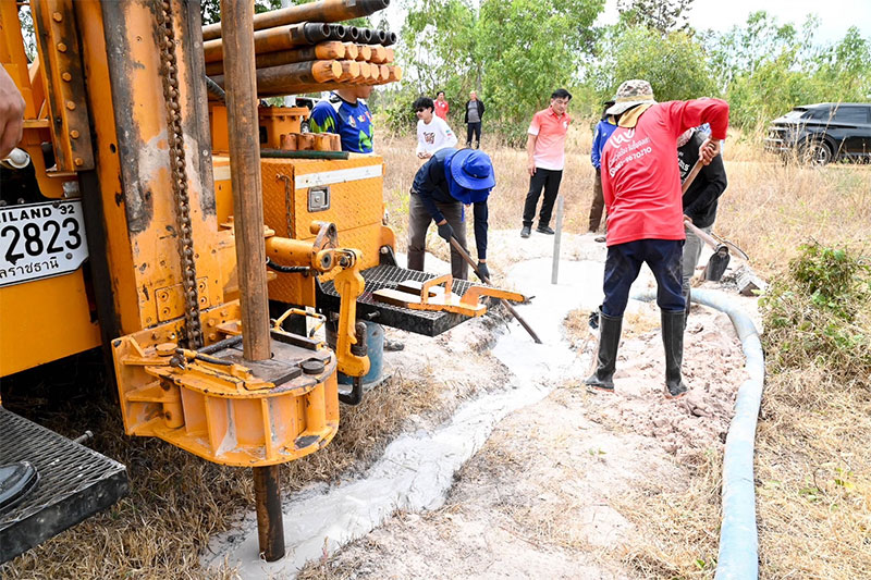 นายกฯ กานต์ เร่งรัดเจ้าหน้าที่ อบจ.อุบลฯ ออกขุดเจาะบ่อบาดาล รับมือภัยแล้ง