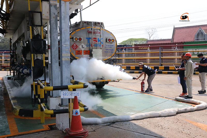 คลังน้ำมันอุบลฯ (ปตท.) ฝึกซ้อมแผนเผชิญเหตุฉุกเฉิน เสมือนจริง