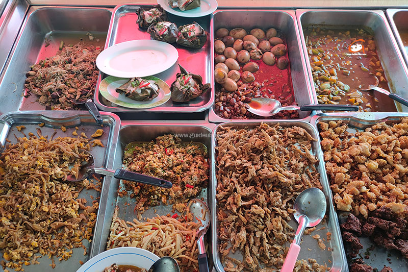 ร้านข้าวแกง ครัวคุณจิ๋ม อร่อย ราคาเป็นมิตร ได้ป้ายหนูณิชย์พาชิม