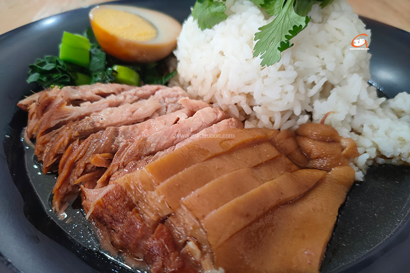 อาเปา ข้าวมันไก่ ขาหมูจักรพรรดิ์