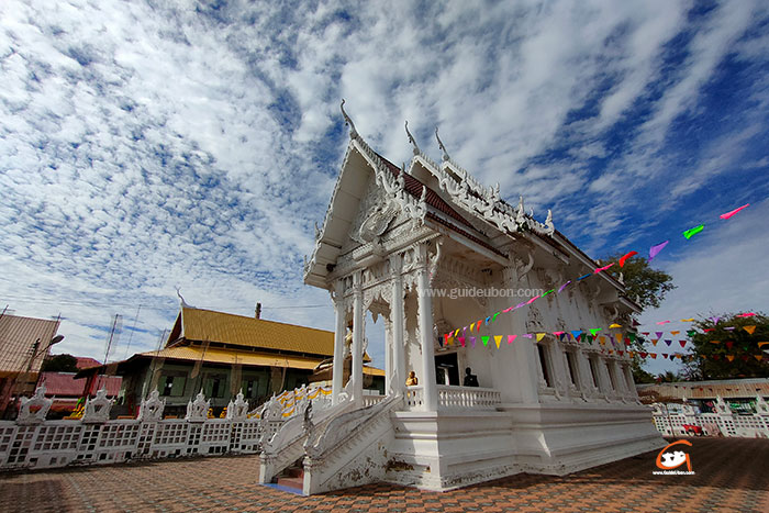 ทอฝ้ายเป็นสายบุญจุลกฐิน ถิ่นอุบล คนมีธรรม ประจำปี 2567