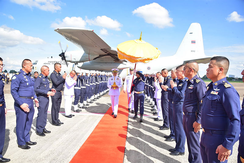 พิธีอัญเชิญพระบรมสารีริกธาตุมาประดิษฐาน ณ กองบิน 21