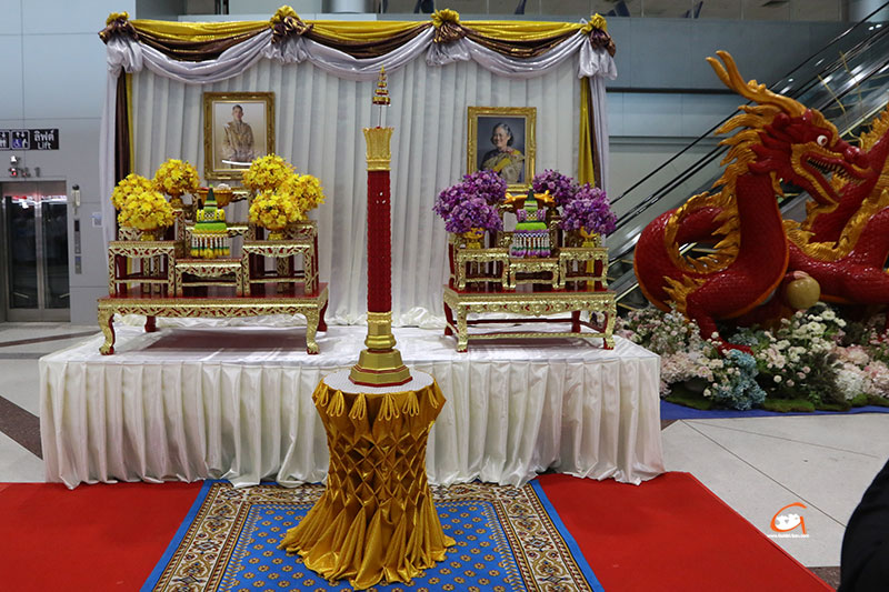 อัญเชิญเทียนพรรษาพระราชทาน และผ้าอาบน้ำฝนพระราชทาน ปี 2568