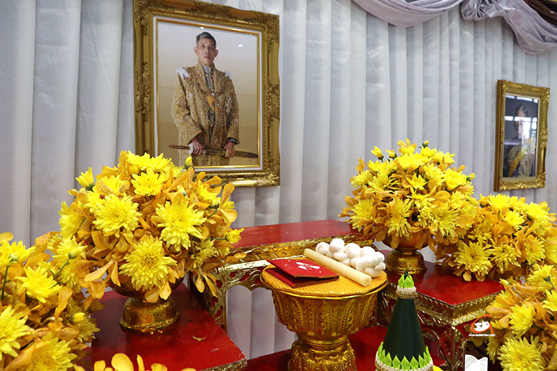 อัญเชิญเทียนพรรษาพระราชทาน และผ้าอาบน้ำฝนพระราชทาน ปี 2568