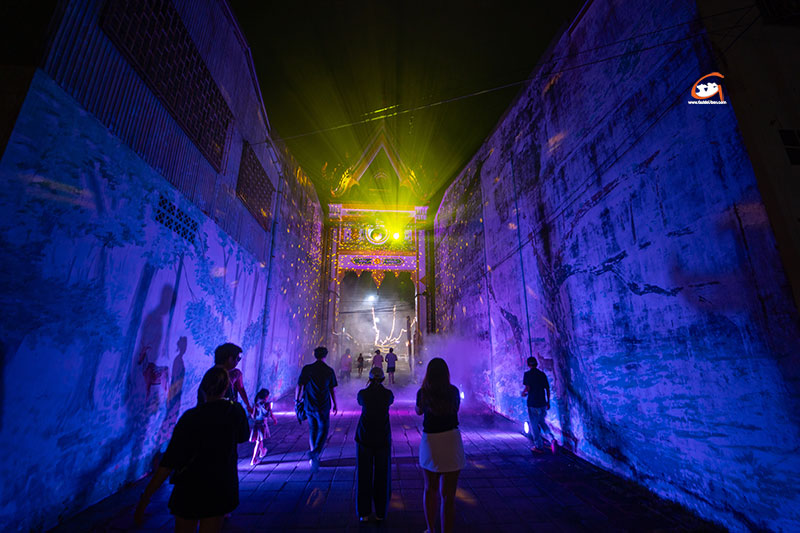 ปรากฏการณ์แสงสีแห่งศรัทธายามค่ำคืน VIJIT GASTRONOLIGHT @อุบลราชธานีศรีศิลป์ 