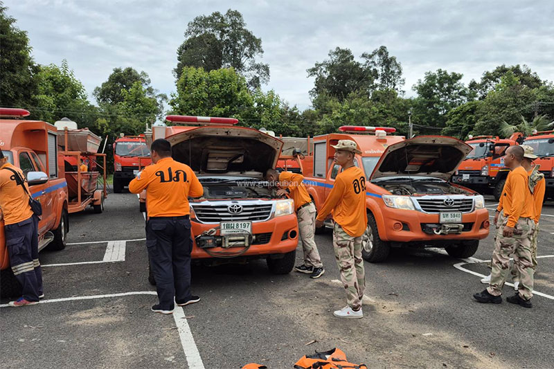 อุบลฯ เตรียมความพร้อมเครื่องจักรกลสาธารณภัย รับมือพายุ 