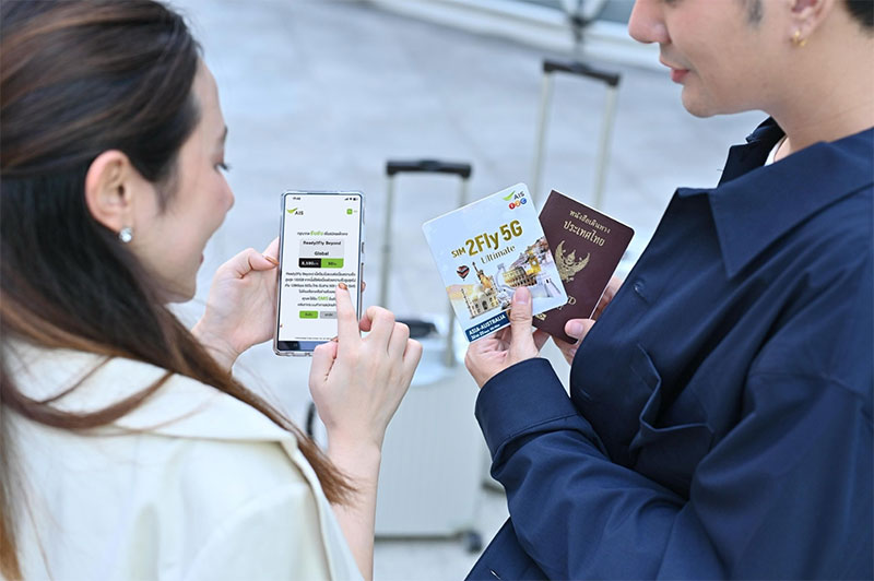 AIS เปิดตัว SIM2Fly และ Ready2Fly แพ็กใหม่