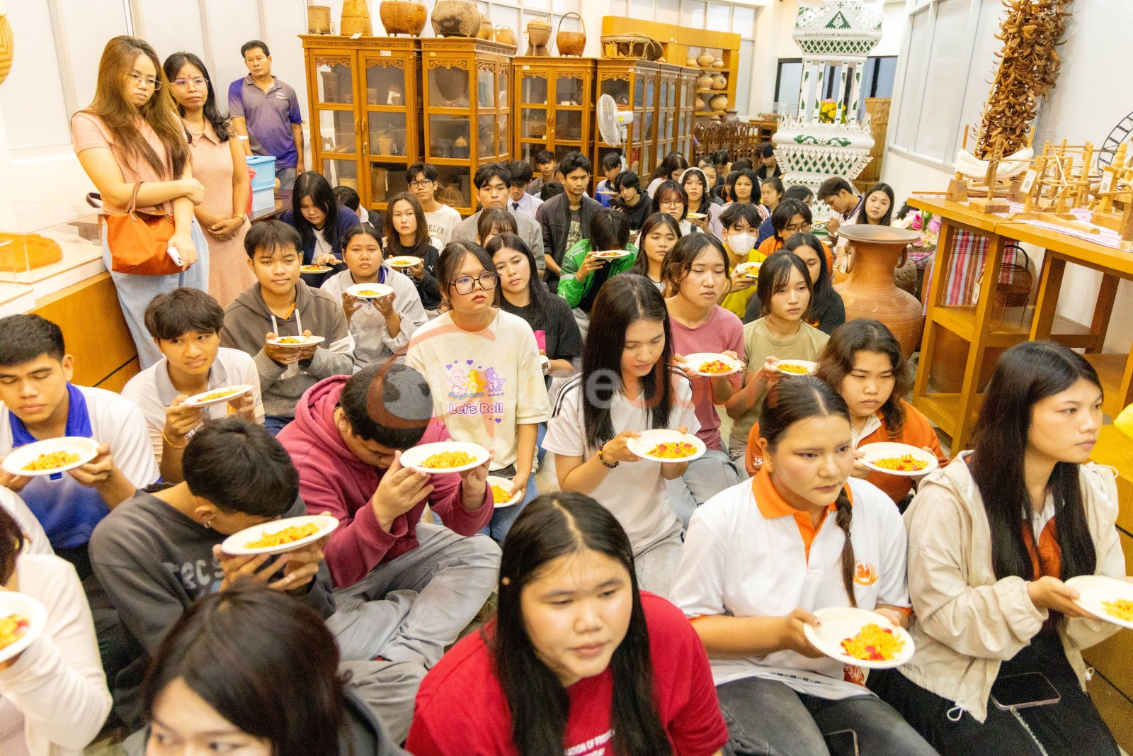 ม.อุบลฯ รับมอบ พระแม่ลักษมี ปัทมาลาเทวี สู่ India Corner